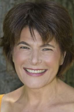 Marya Zimmet headshot