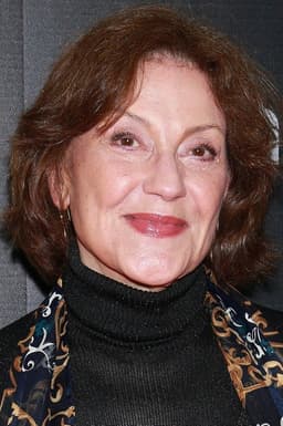 Kelly Bishop headshot