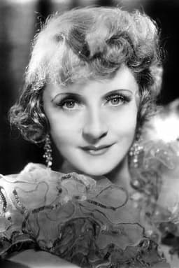 Billie Burke headshot