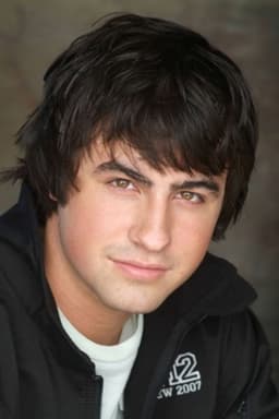 Ryne Sanborn headshot