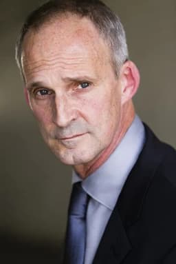 Benjamin Mouton headshot