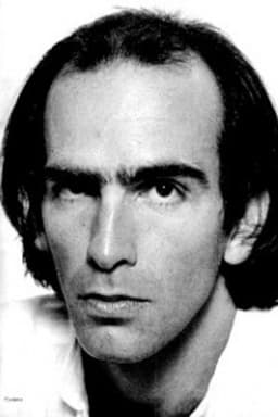 Eduardo Conde headshot