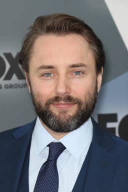 Vincent Kartheiser headshot