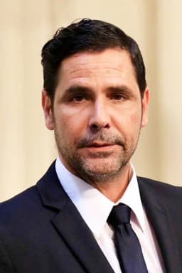 Juan Falcón headshot