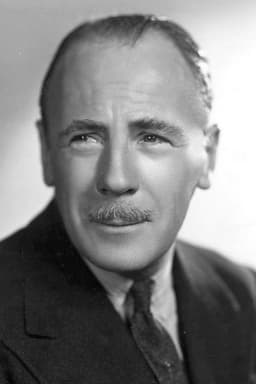 Roland Young headshot