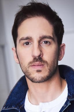 Eric Lloyd headshot