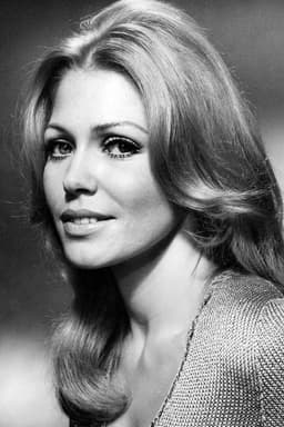 Margaret Blye headshot
