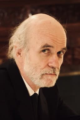 Tom Noonan headshot