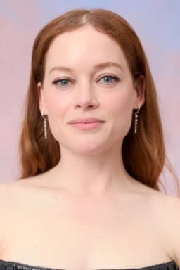 Jane Levy headshot