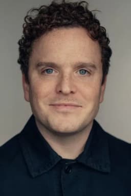Joshua McGuire headshot