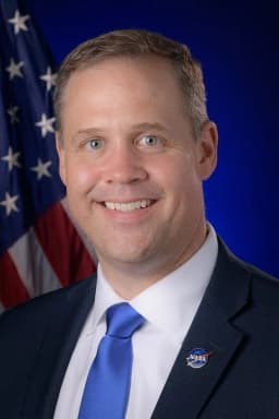 James Bridenstine headshot