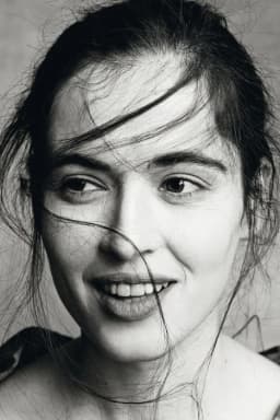 Sílvia Pérez Cruz headshot
