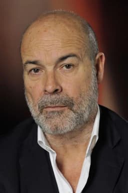 Antonio Resines headshot