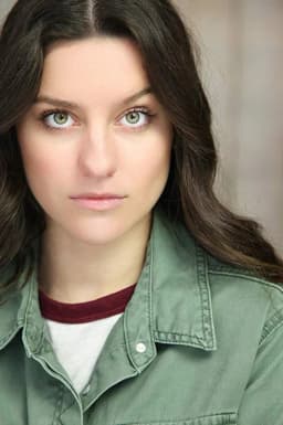 Sydney Cope headshot