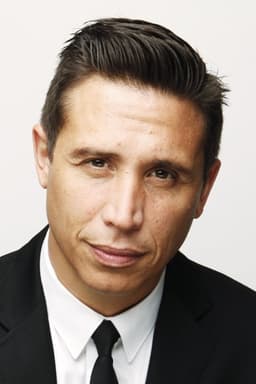 Erik Palladino headshot