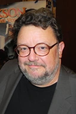 Roger L. Jackson headshot