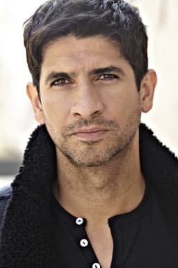Raza Jaffrey headshot