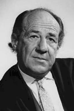 Michael Hordern headshot