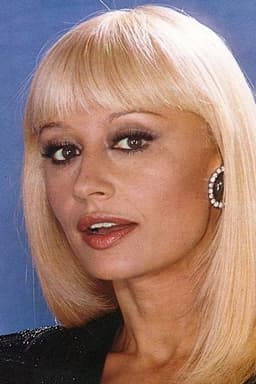 Raffaella Carrà headshot