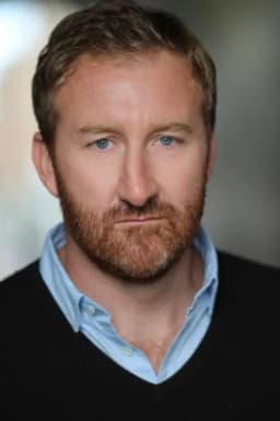 Jamie Kenna headshot