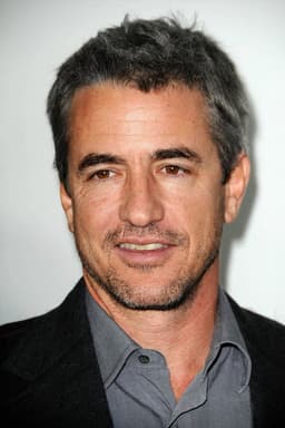 Dermot Mulroney headshot