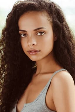 Sierra Sidwell headshot