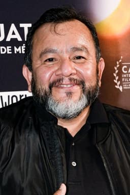 Silverio Palacios headshot