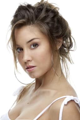 Natalie Walsh headshot
