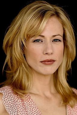 Cathryn de Prume headshot