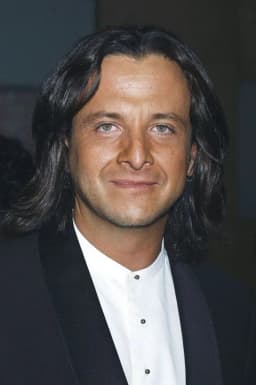 Eduardo Palomo headshot