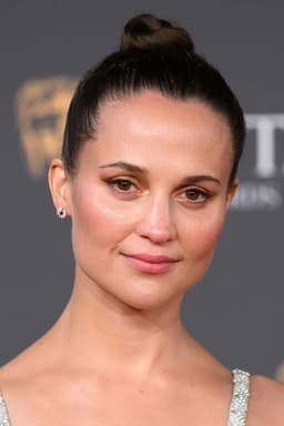 Alicia Vikander headshot
