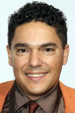Nicholas Turturro headshot
