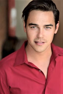 Jonathon Trent headshot
