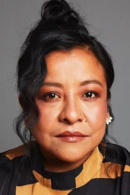 Mónica del Carmen headshot
