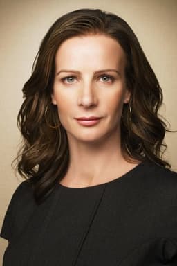Rachel Griffiths headshot
