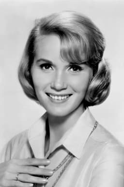 Eva Marie Saint headshot