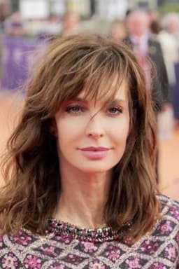 Anne Parillaud headshot