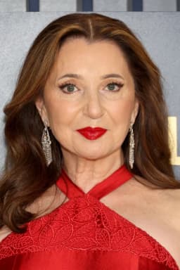 Donna Murphy headshot