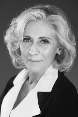 Montse Guallar headshot