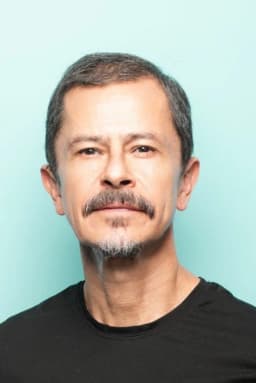 Gustavo Sánchez Parra headshot