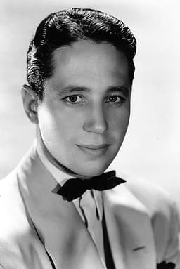 Ross Alexander headshot
