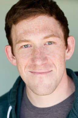 Adam Schneider headshot
