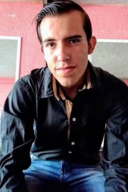 Gabriel Carbajal headshot