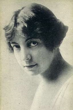 Jane Gail headshot