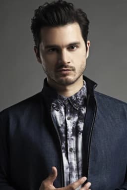 Michael Malarkey headshot