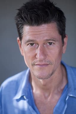 Vincent Ventresca headshot