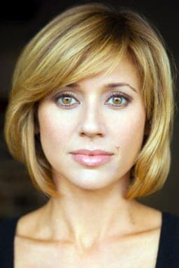 Kristen Miller headshot