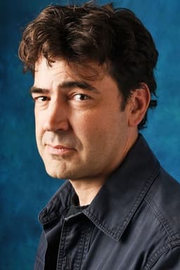Ron Livingston headshot