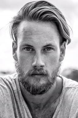 John Robinson headshot
