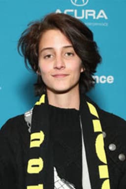 Sofia Buenaventura headshot